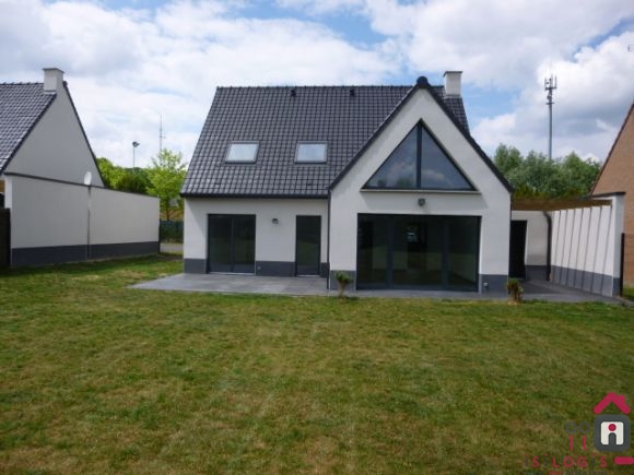THUMERIES, Individuelle de 130m² habitables sur 730m² de terrain.
