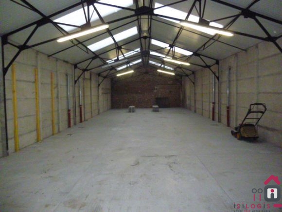 PHALEMPIN, ENTREPOT GARAGE 144M².