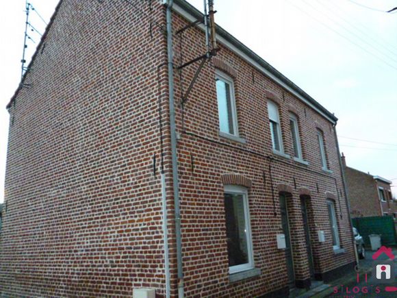 THUMERIES, MAISON 82M² HABITABLES, SUR 114m².