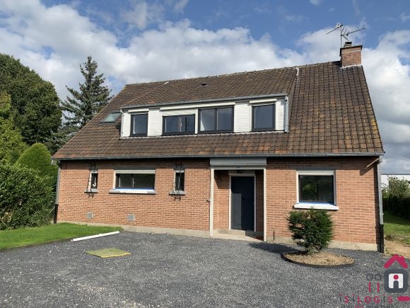 CHEMY, 125M² HABITABLES, SUR 600M² DE TERRAIN.