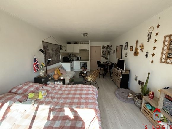 PHALEMPIN CENTRE, T1 28 M² HABITABLES AVEC BALCON.