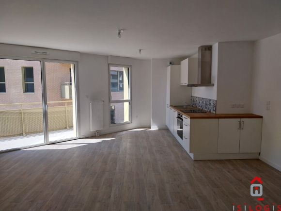 LILLE, T3, 71M² HABITABLES AVEC BALCON ET PARKING PRIVATIF.