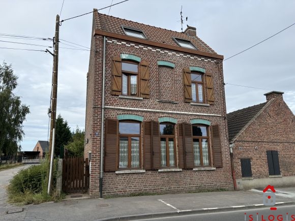 PHALEMPIN, SEMI BOURGEOISE 146M² HABITABLES SUR 541M² DE TERRAIN.