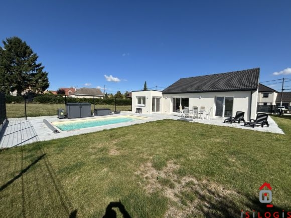 MONCHEAUX, PLAIN PIED INDIVIDUEL 96M² HABITABLES SUR 465M² DE TERRAIN.