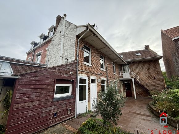 PHALEMPIN, SEMI BOURGEOISE 180M² HABITABLES SUR 888M² DE TERRAIN.