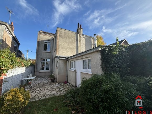 PHALEMPIN, MAISON 119M² HABITABLES ET BATIE SUR 412M² DE TERRAIN.